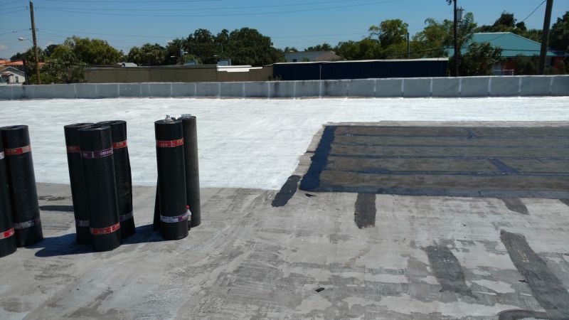 How Roof Sealing Stops Small Leaks Before They Become Major Problems